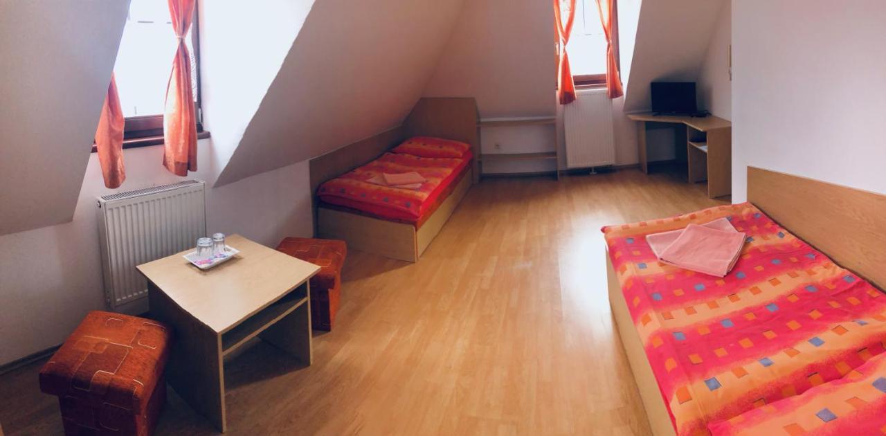 Penzion Pramen Liptovske Sliace Exterior foto